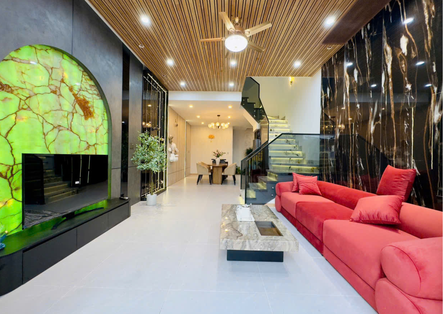 CHO THUÊ NHÀ ĐẸP 3 TẦNG VIEW BIỂN NGUYỄN TẤT THÀNH, HÒA KHÁNH, ĐÀ NẴNG