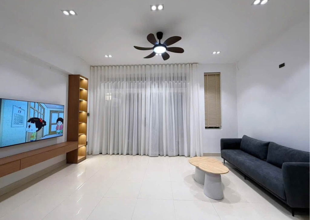CHO THUÊ NHÀ 3 TẦNG MỚI ĐẸP KIỆT NGUYỄN ĐÌNH CHIỂU, KHU NAM VIỆT Á, ĐÀ NẴNG