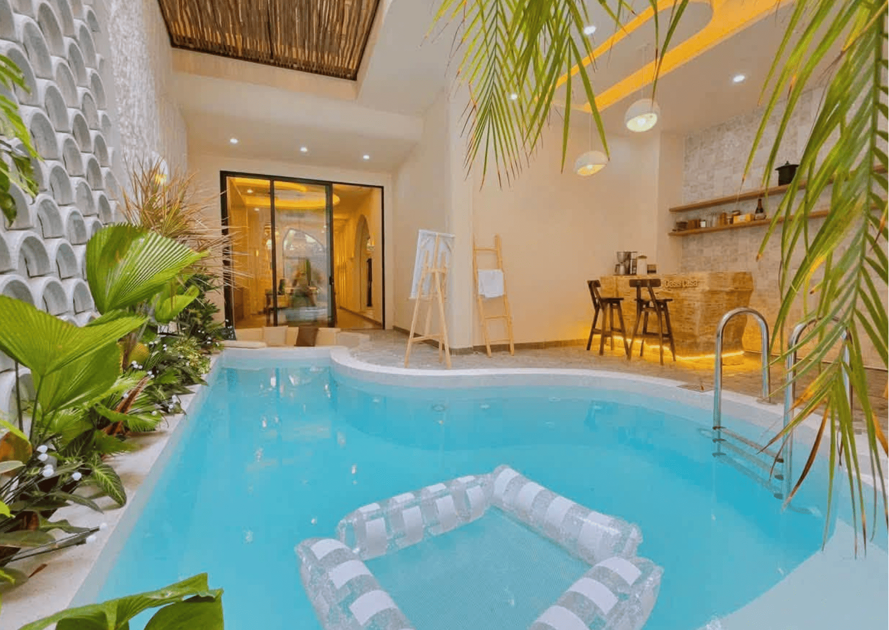 CHO THUÊ VILLA HỒ BƠI CAO CẤP MỚI 100% KIỆT NGUYỄN TẤT THÀNH, ĐÀ NẴNG