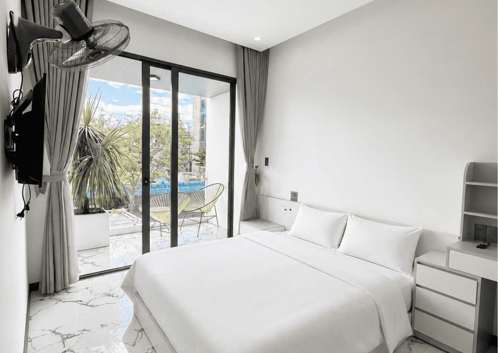 NHÀ 2 TẦNG SÁNG THOÁNG, TIỆN NGHI GẦN EURO VILLAGE 2, HÒA XUÂN