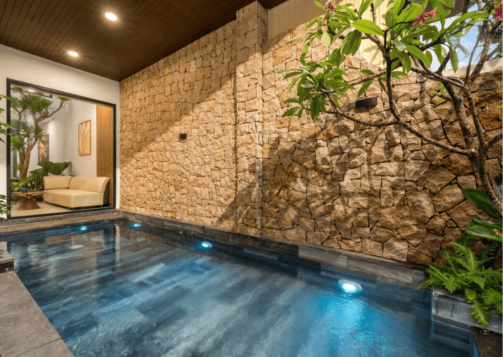VILLA HỒ BƠI MỚI XÂY, 4 PHÒNG NGỦ CAO CẤP KHU NAM VIỆT Á, ĐÀ NẴNG