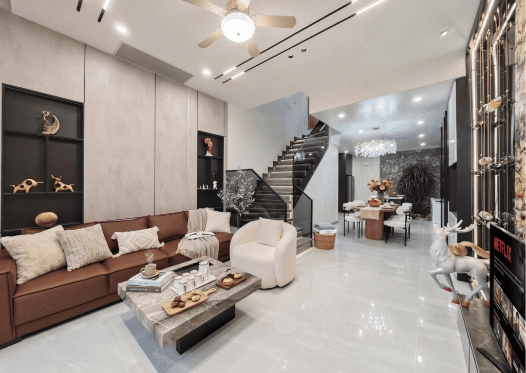 NHÀ ĐẸP 3 TẦNG, NỘI THẤT HIỆN ĐẠI ĐƯỜNG LÊ VĂN MIẾN, SÁT BIỂN NGUYỄN TẤT THÀNH, ĐÀ NẴNG