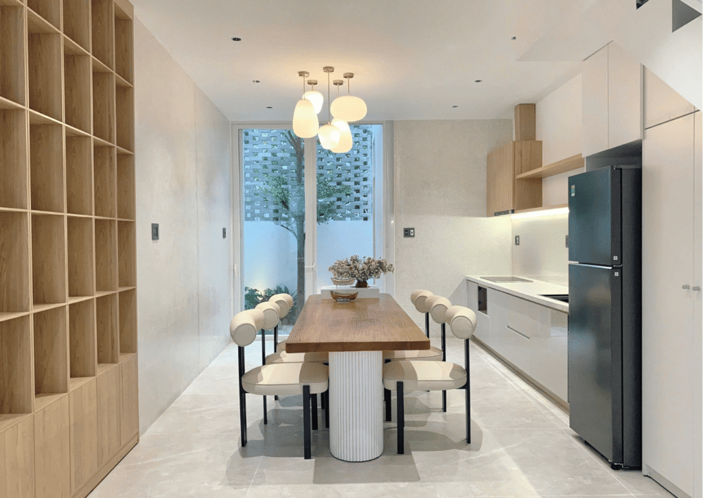 NHÀ ĐẸP 3 PHÒNG NGỦ HIỆN ĐẠI KIỆT TRẦN HOÀNH, KHU NAM VIỆT Á